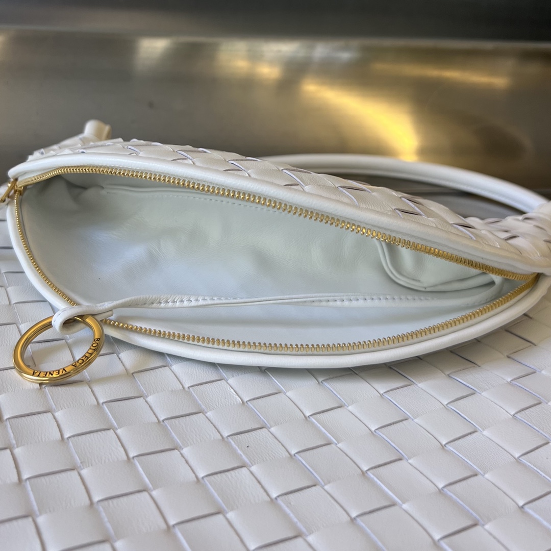 Large Gemelli Intrecciato Leather Shoulder Bag White